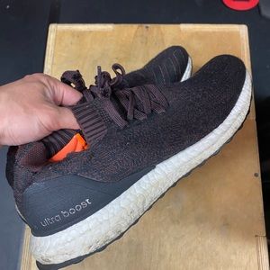 Mena adidas ultraboost uncaged. Size 10